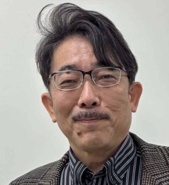 国嶋崇隆　教授